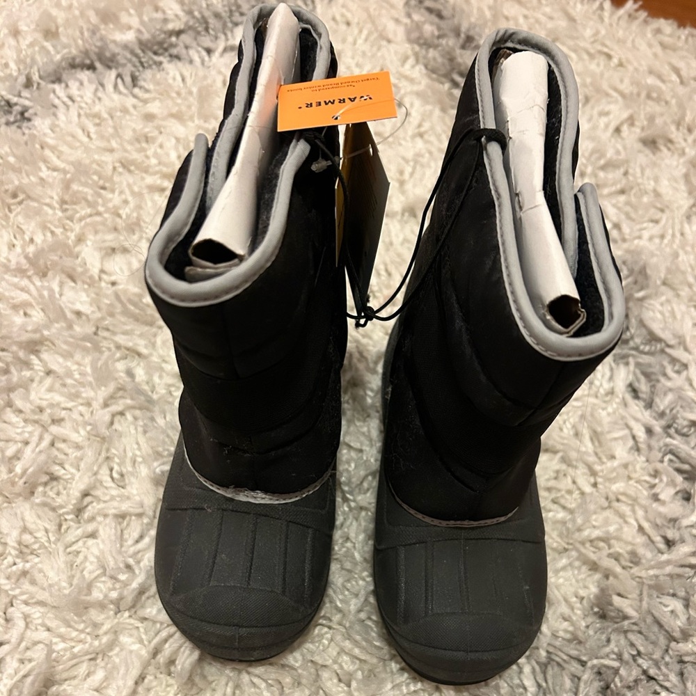 Cat & Jack Black and Gray Kids Snow Boots